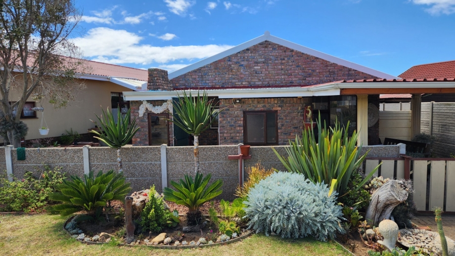 3 Bedroom Property for Sale in Hartenbos Central Western Cape